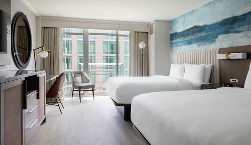 Room, 2 Queen Beds (Mobility Accessible, Tub)