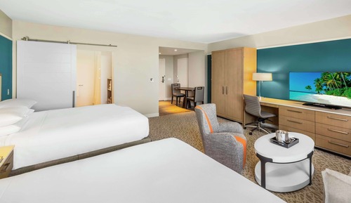 Studio Suite, 2 Queen Beds, Accessible, Bathtub (Mobility & Hearing)