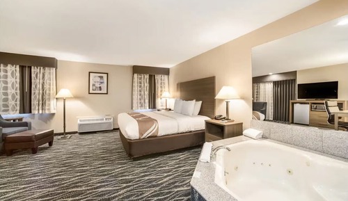 Suite, 1 King Bed, Non Smoking, Jetted Tub