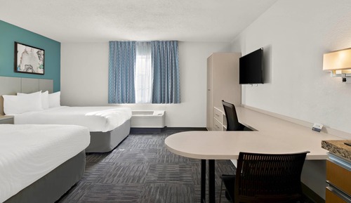 Suite, 2 Double Beds, Non Smoking