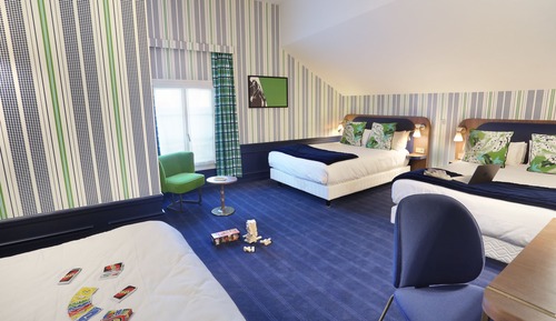 Family Room (6 persons)