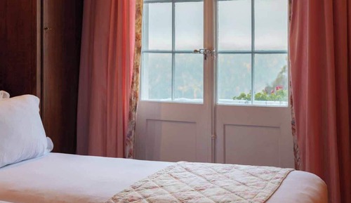 Classic Twin Room, Balcony, Valley View