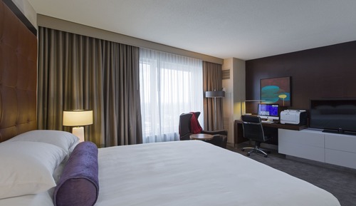 Room, Lake View (1 Queen Bed and 1 Double Bed)