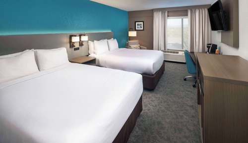 Standard Room, 2 Queen Beds, Non Smoking