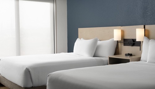 Room, 2 double beds with sofa bed (high floor)