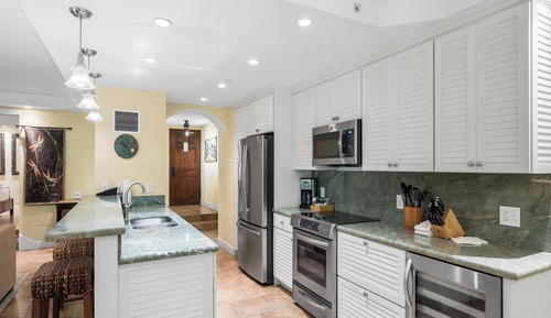 Condo, 2 Bedrooms (111)