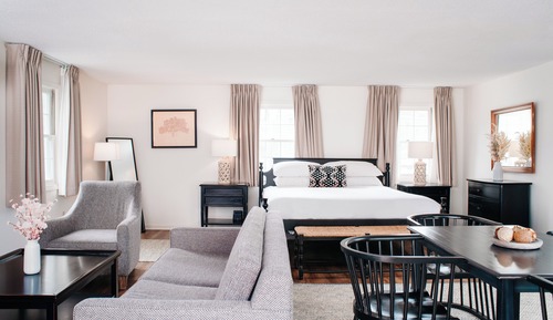 Deluxe Suite, 1 King Bed