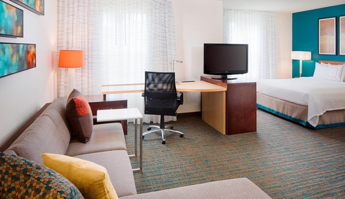 Studio Suite, 1 Queen Bed with Sofa bed