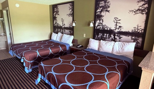 Suite, 2 Queen Beds, Non Smoking