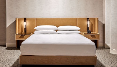 Suite, 1 King Bed with Sofa bed, Balcony
