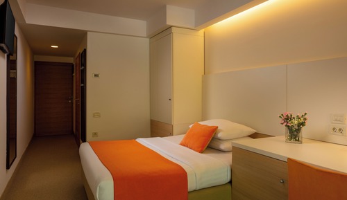 Economy Accessible Double Room with Balcony