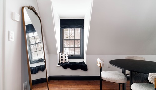Luxe Queen Suite - Room 12