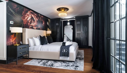 Grand Queen Suite - Room 2