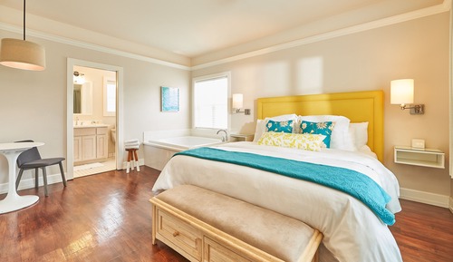 Studio, 1 King Bed (Hillside)