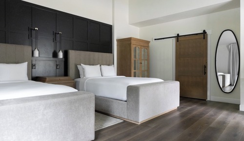 Deluxe Room, 2 Queen Beds (Standard Two Queen ADA)