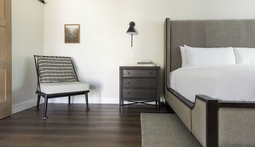 Deluxe Room, 1 King Bed (Premium King, Patio, ADA)