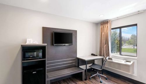 Standard Room, 1 Queen Bed, Non Smoking