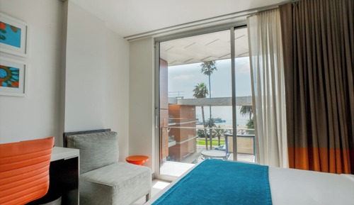 Premier Room, 1 King Bed, Mobility Accessible, Ocean View