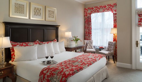 Deluxe Room, 1 King Bed