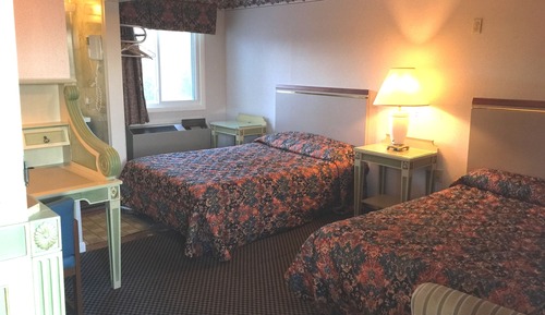 Standard Room, 2 Double Beds