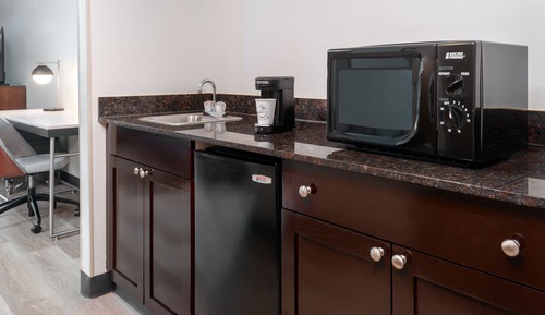 Room, Multiple Beds, Hearing Accessible (Roll-in Shower)