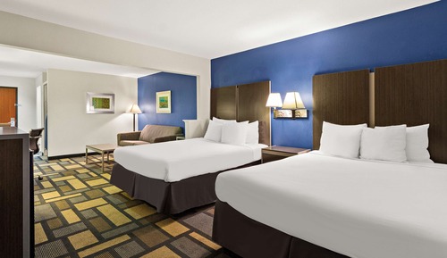 Suite, Multiple Beds, Accessible, Non Smoking (Refrigerator & Microwave with Sofabed)