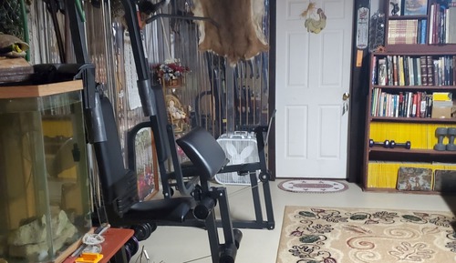 Basic Single Room, 1 Bedroom, Shared Bathroom (The Chicken Coop With Shared Bath)