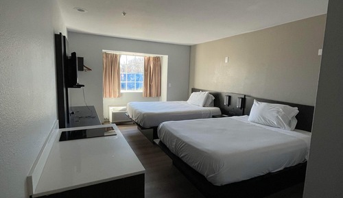 Standard Suite, 2 Queen Beds, Non Smoking, Kitchenette