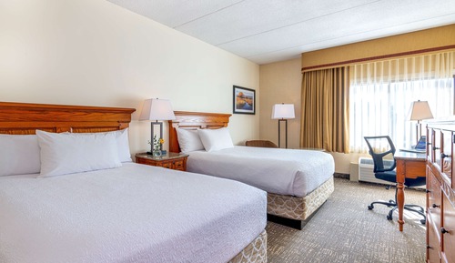 Standard Room, 2 Double Beds, Non Smoking (Pet Friendly)