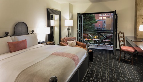 Premium Room, 1 King Bed, Balcony, River View