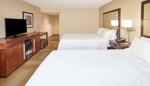 Two queen beds non smoking