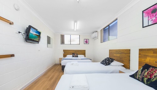 Family Room, Non Smoking (Large 2 bedroom Family)