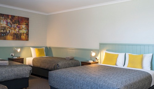 Family Room (Sleeps 5)