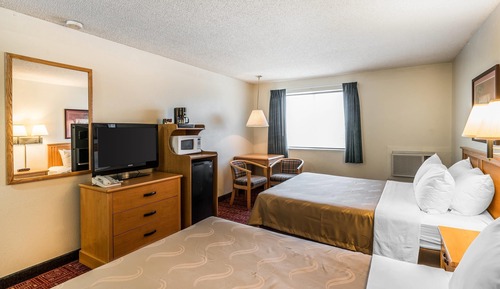 Room, 2 Queen Beds, Accessible, Non Smoking