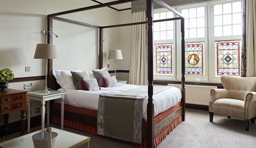 Room (House Feature)