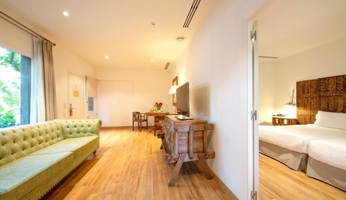 Family Suite (3 Adults)