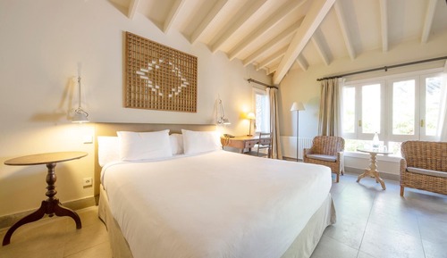 Standard Double Room (2 Adults)