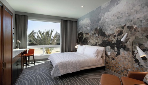 Classic Room, 1 King Bed (Mobility Accessible, Tub)