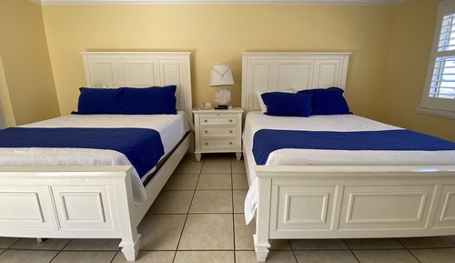 South Cottage, 2 Queen Beds, Ocean View