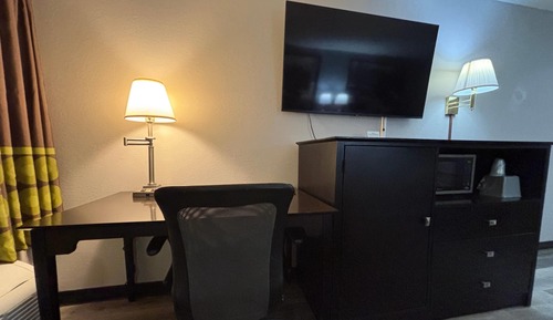 Suite, 1 King Bed, Non Smoking