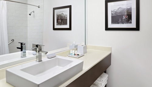 Room, 1 Queen Bed, Balcony