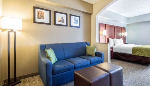 Suite, 2 Double Beds, Non Smoking