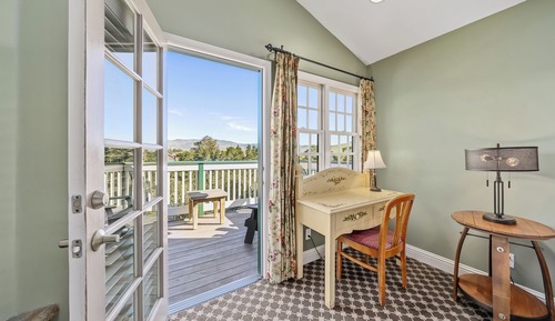 Family Suite, Fireplace