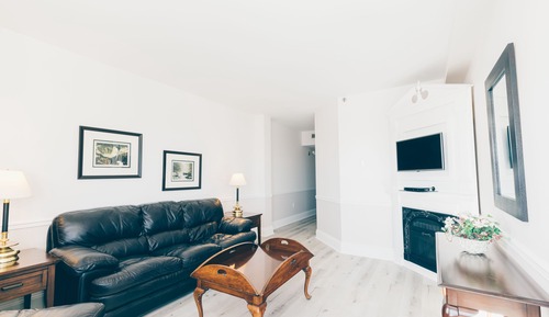 Executive Suite, 1 King Bed, Harbor View