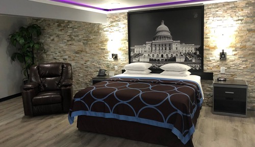 Standard Room, 1 Queen Bed, Non Smoking, Refrigerator