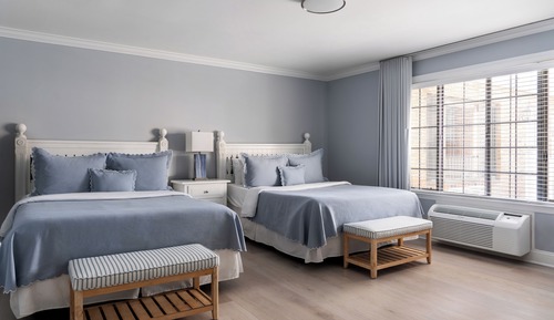 Traditional Room, 2 Queen Beds, Courtyard View
