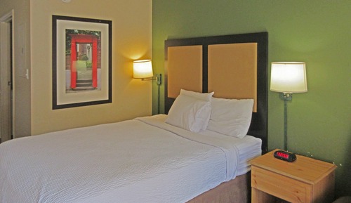Room, 1 Queen Bed, Accessible, Non Smoking (Roll-In Shower)