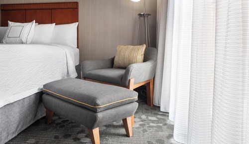 Room, 2 Double Beds (Mobility Accessible, Tub)