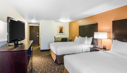 Single Room, 2 Queen Beds, Accessible, Non Smoking