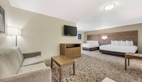 Standard Room, Multiple Beds, Non Smoking, Balcony (Larger Room)